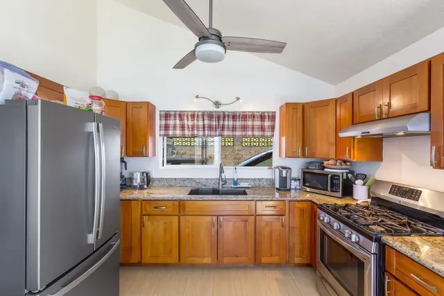 Listing Image for 333 Alalani St 24 of 50