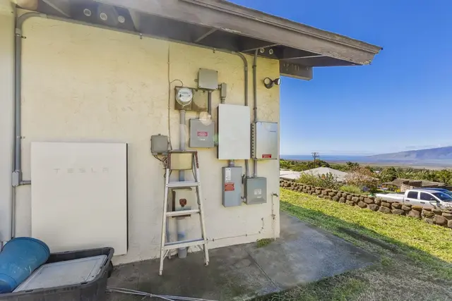 Listing Image for 333 Alalani St 46 of 50