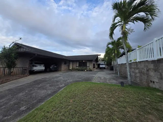 Listing Image for 765 Wailupe Dr 2 of 14