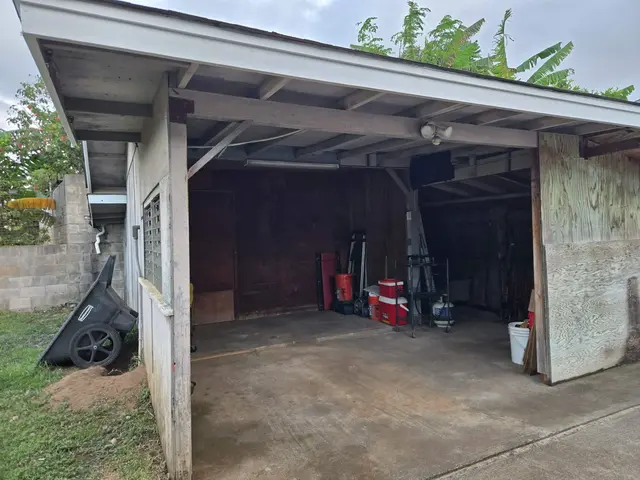 Listing Image for 765 Wailupe Dr 6 of 14