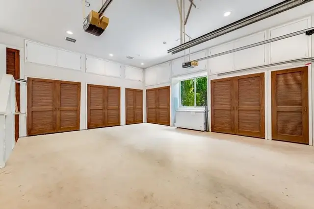 Listing Image for 1001 Kupulau Dr 39 of 41