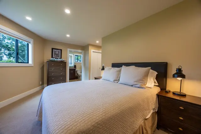 Listing Image for 592 Hapapa Rd 27 of 50