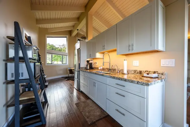 Listing Image for 592 Hapapa Rd 31 of 50