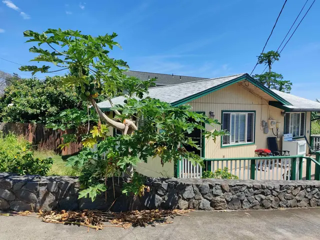 Listing Image for 2042 Kahekili Hwy B 16 of 16