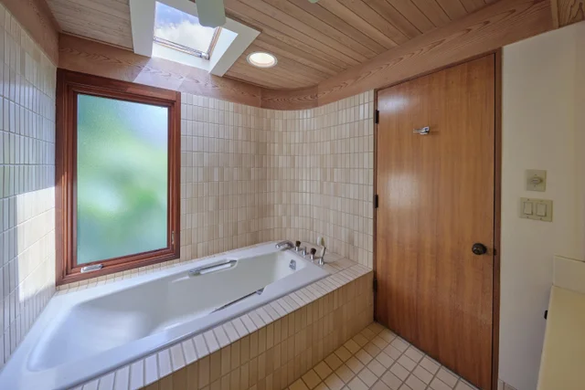 Listing Image for 4000 Wailea Alanui Dr 2502 18 of 41