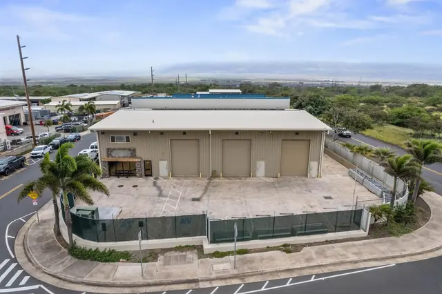Listing Image for 300 E Uahi Way 1 of 19