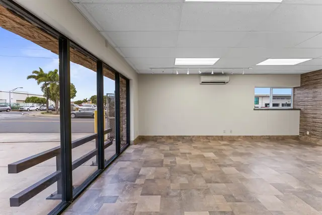 Listing Image for 300 E Uahi Way 10 of 19