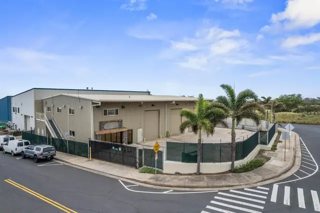 Listing Image for 300 E Uahi Way 2 of 19