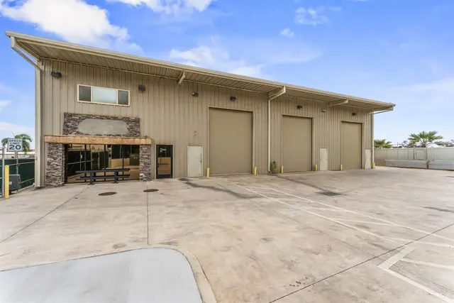 Listing Image for 300 E Uahi Way 3 of 19