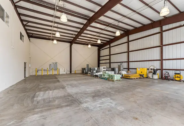 Listing Image for 300 E Uahi Way 6 of 19