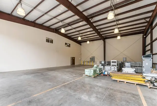 Listing Image for 300 E Uahi Way 7 of 19