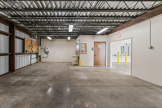 Listing Image for 300 E Uahi Way 9 of 19