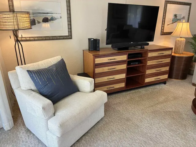 Listing Image for 2481 Kaanapali Pkwy 273 F 5 of 47