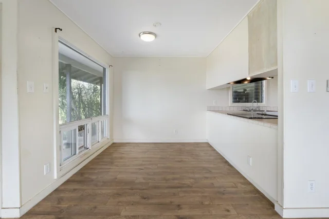 Listing Image for 230 Pulehuiki Rd Unit B 14 of 40