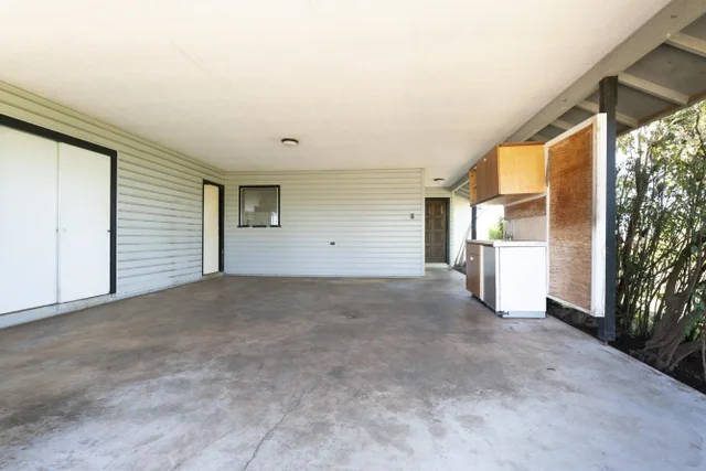 Listing Image for 230 Pulehuiki Rd Unit B 28 of 40