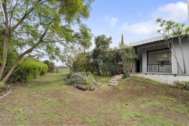 Listing Image for 230 Pulehuiki Rd Unit B 33 of 40