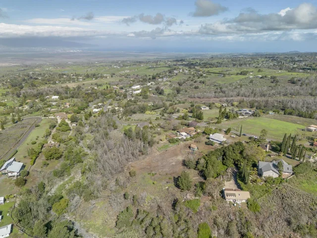 Listing Image for 230 Pulehuiki Rd Unit B 36 of 40