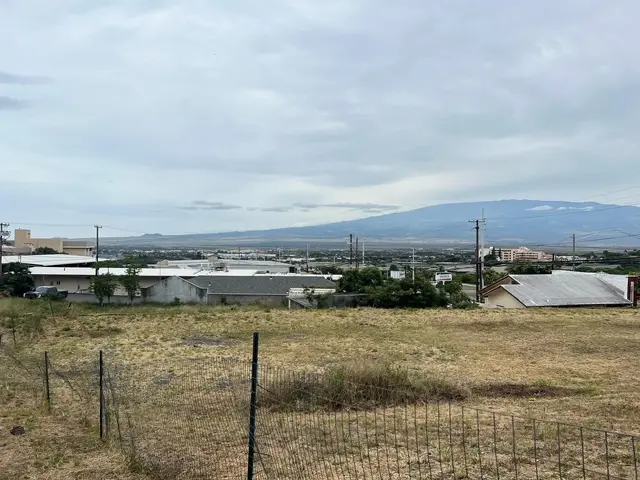 Analani  - 1771 Analani St, Wailuku, 398917 - 3/10