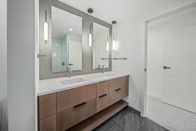 Listing Image for 36 Kai Malu #202 Dr 5-d 28 of 50
