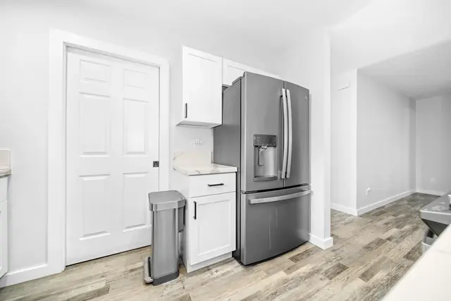 Listing Image for 3804 Lower Honoapiilani Rd B 11 of 44