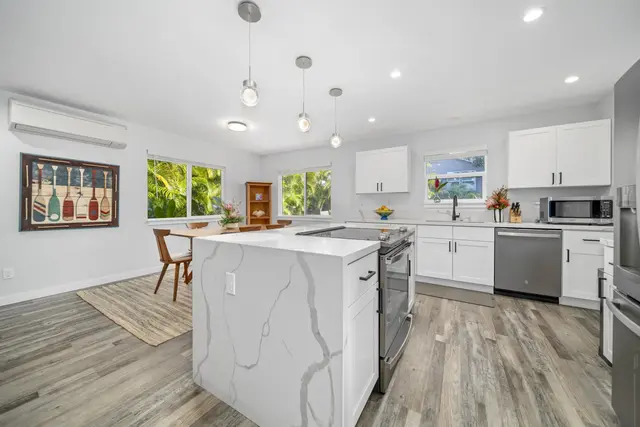 Listing Image for 3804 Lower Honoapiilani Rd B 14 of 44