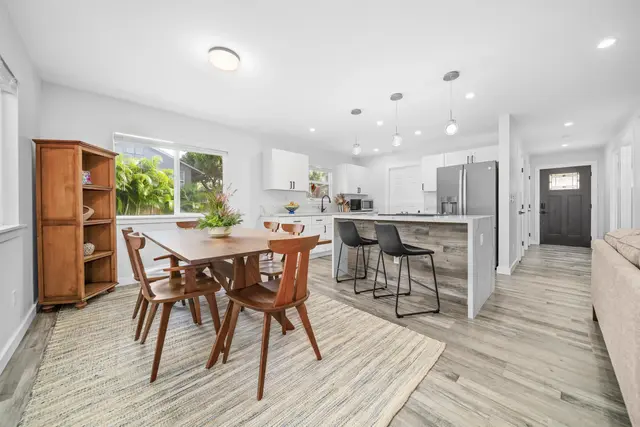 Listing Image for 3804 Lower Honoapiilani Rd B 9 of 44