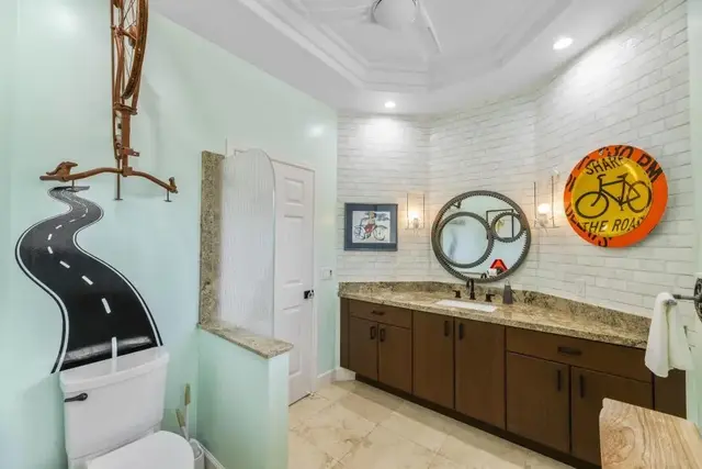 Listing Image for 31 Welina Pl 21 of 46
