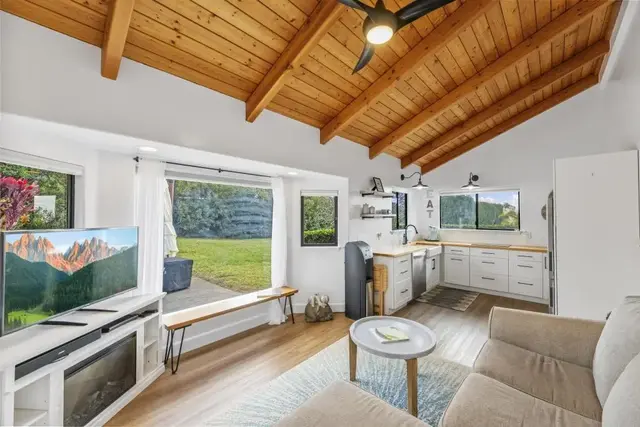 Listing Image for 31 Welina Pl 41 of 46