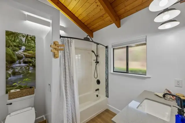 Listing Image for 31 Welina Pl 43 of 46