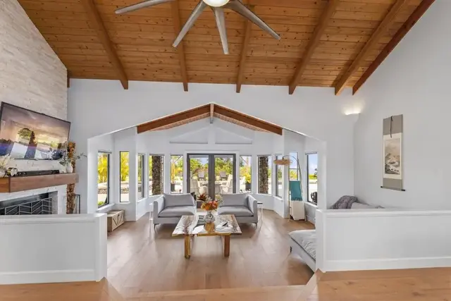Listing Image for 31 Welina Pl 6 of 46