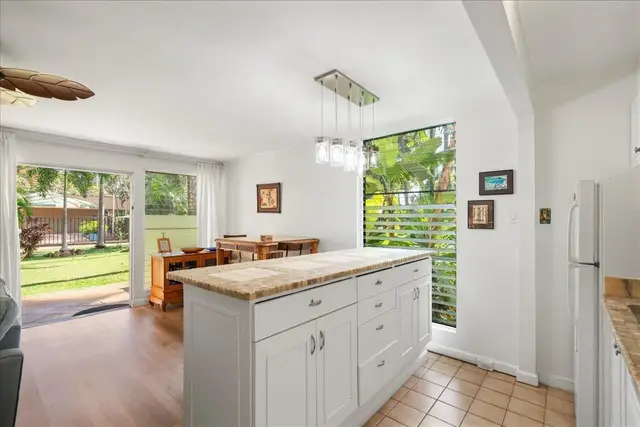Listing Image for 3559 Lower Honoapiilani Rd 2a 10 of 32