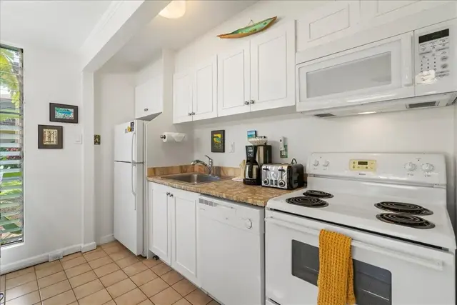Listing Image for 3559 Lower Honoapiilani Rd 2a 9 of 32