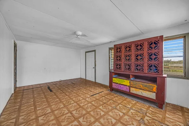 Listing Image for 3321 Old Haleakala Hwy 15 of 50