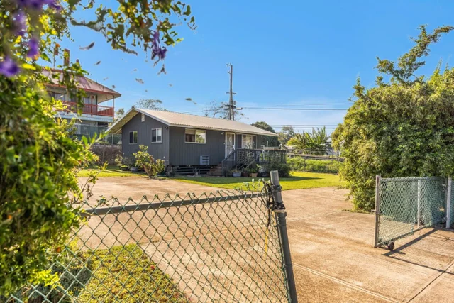 Listing Image for 3321 Old Haleakala Hwy 27 of 50