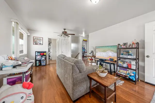 Listing Image for 2126 Hewahewa Dr 32 of 43