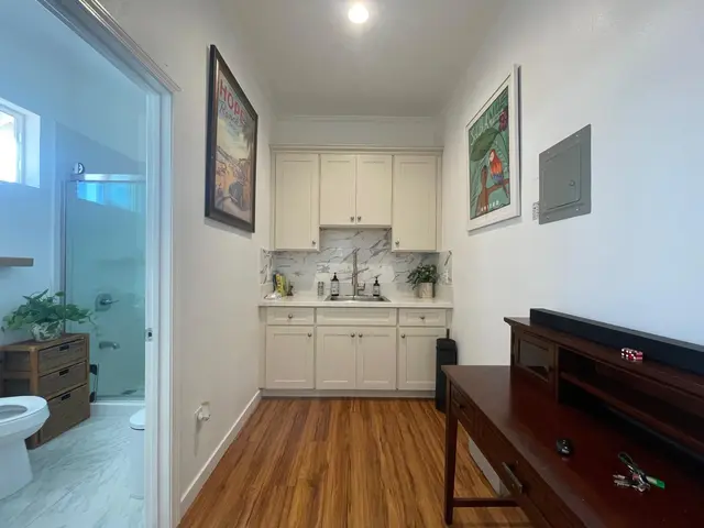 Listing Image for 425 S Lanai St 34 of 38