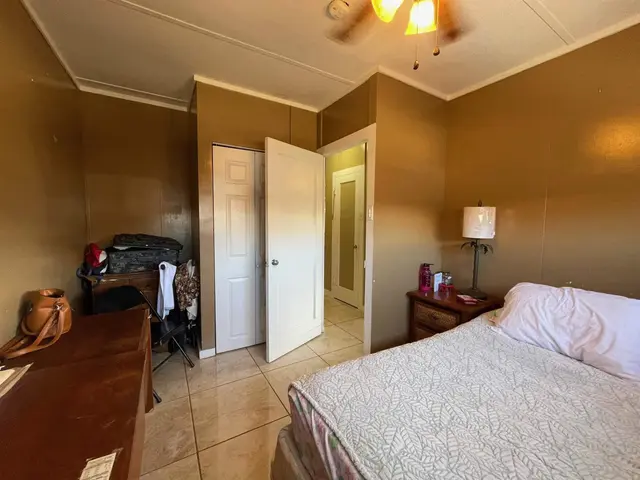 Listing Image for 425 S Lanai St 8 of 38