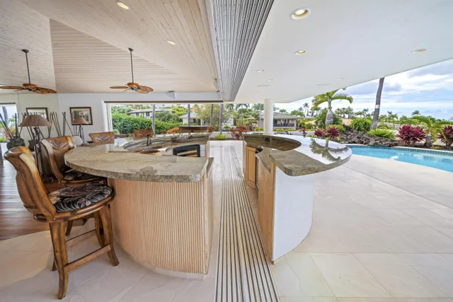 Listing Image for 206 Heleuma Pl 4 of 50