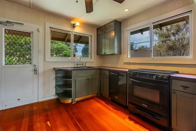 Listing Image for 156 Central Ave 11 of 33