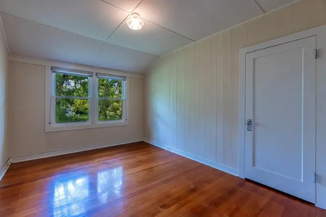 Listing Image for 156 Central Ave 21 of 33