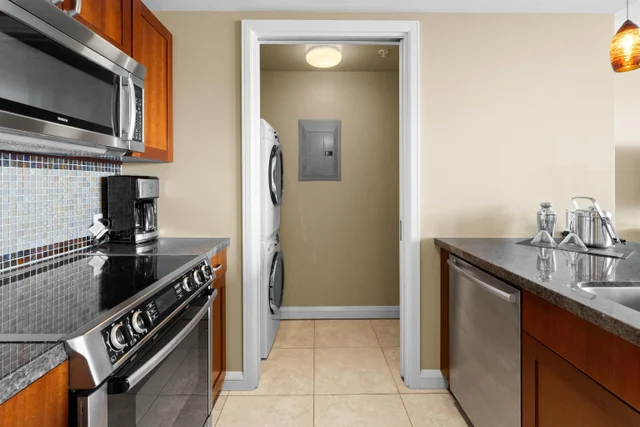 Listing Image for 130 Kai Malina Pkwy Sr 716 8 of 40