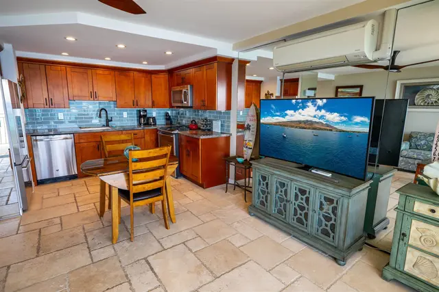 Listing Image for 1403 Front St 408 18 of 28