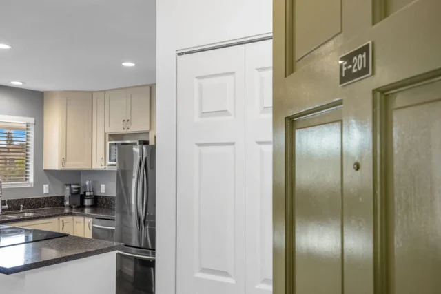 Listing Image for 1450 S Kihei Rd F 201 9 of 39