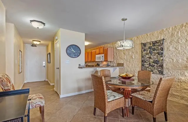 Listing Image for 250 Hauoli St 417 19 of 30