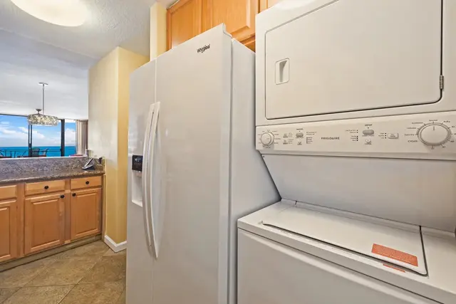 Listing Image for 250 Hauoli St 417 25 of 30