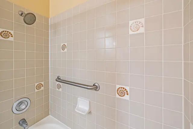 Listing Image for 250 Hauoli St 417 30 of 30