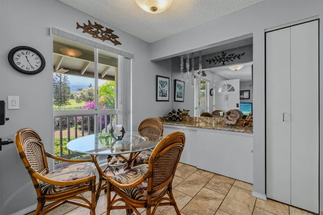 Listing Image for 160 Keonekai Rd 3-203 13 of 32