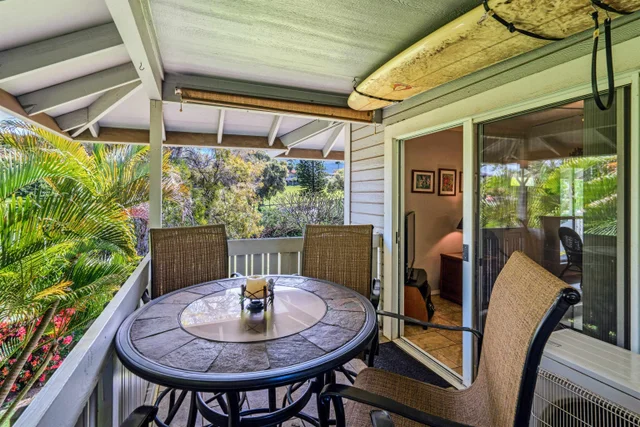 Listing Image for 160 Keonekai Rd 3-203 17 of 32