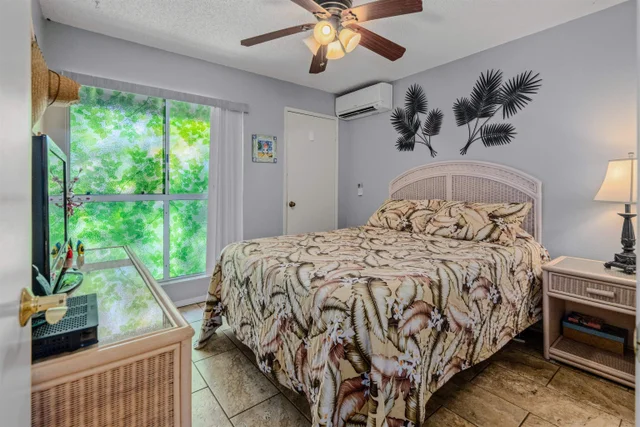 Listing Image for 160 Keonekai Rd 3-203 18 of 32