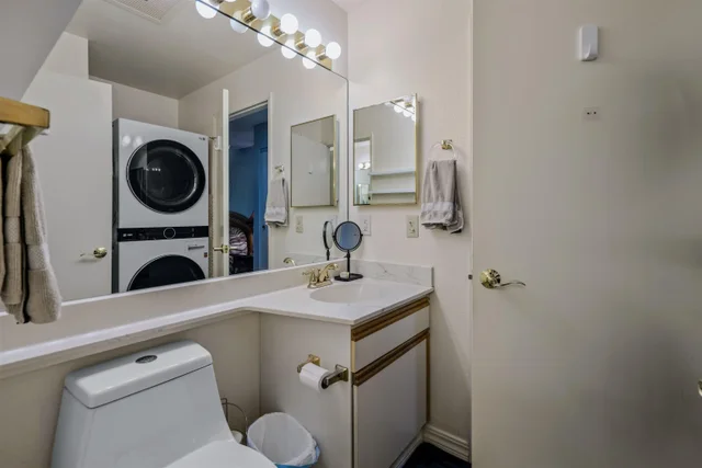 Listing Image for 160 Keonekai Rd 3-203 23 of 32